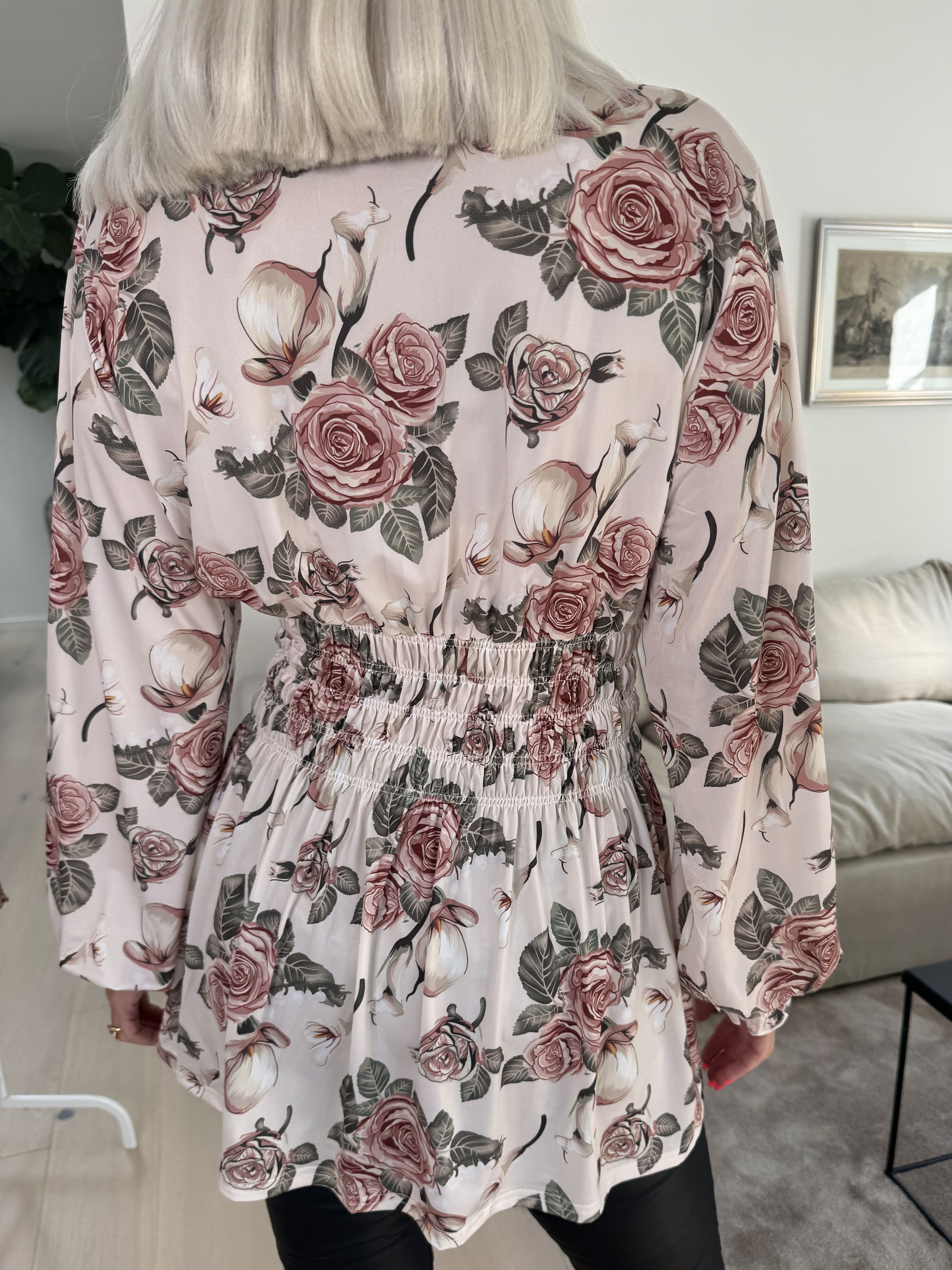 Pams Rose Shirt L/S - Elastisk bluse i krølfrit stof med roser